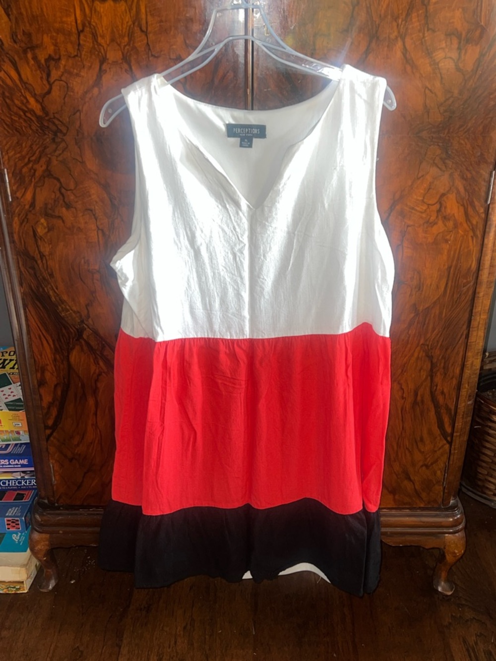 Perceptions White, Coral, Black Colorblock Sleeveless V-Neck dress